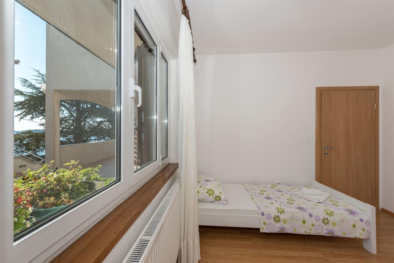 Apartments Snjezana Tisno Εξωτερικό φωτογραφία