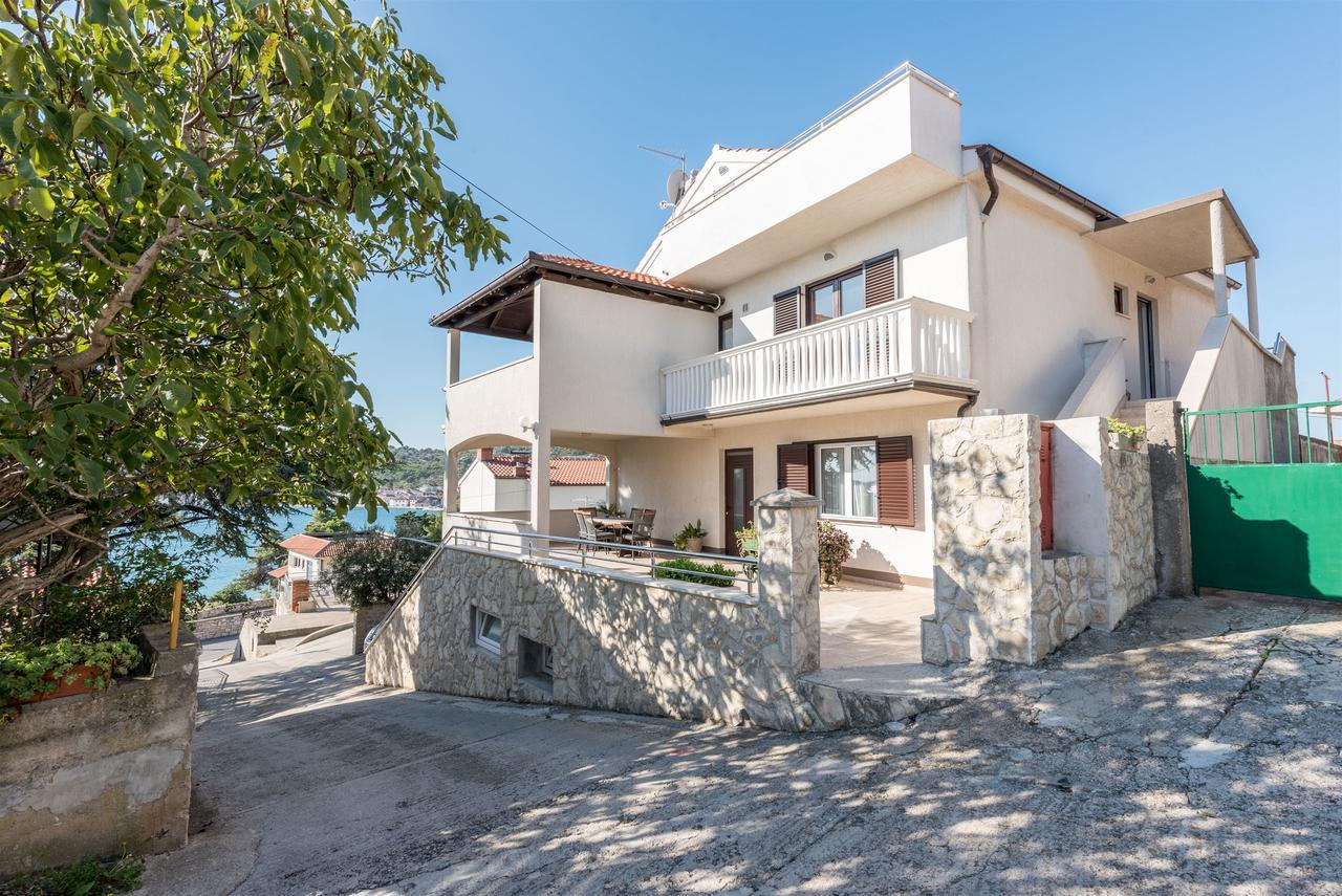 Apartments Snjezana Tisno Εξωτερικό φωτογραφία