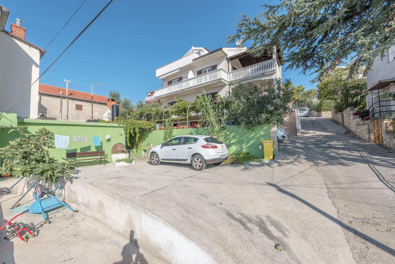 Apartments Snjezana Tisno Εξωτερικό φωτογραφία