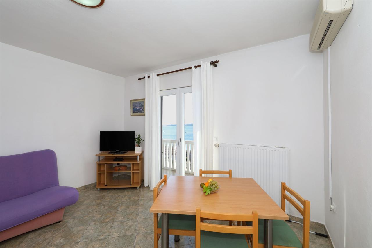 Apartments Snjezana Tisno Εξωτερικό φωτογραφία