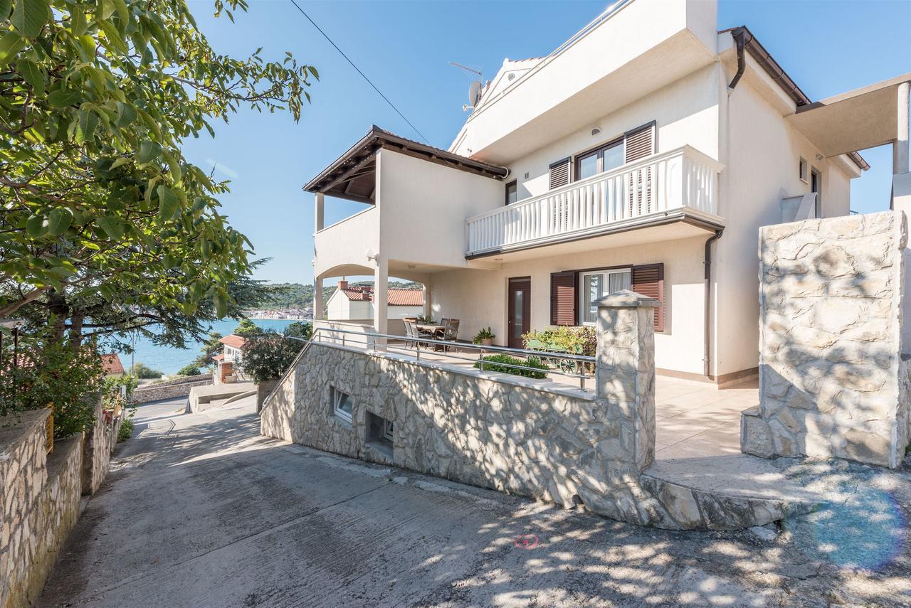 Apartments Snjezana Tisno Εξωτερικό φωτογραφία
